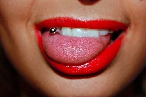 red-tongue-piercing