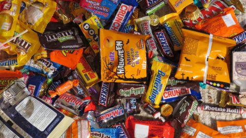 halloween-candy-pile
